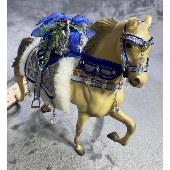 Vintage Breyer Traditional Snow Princess #700106 Holiday Horse Retired 2006 - Picture 1 of 14